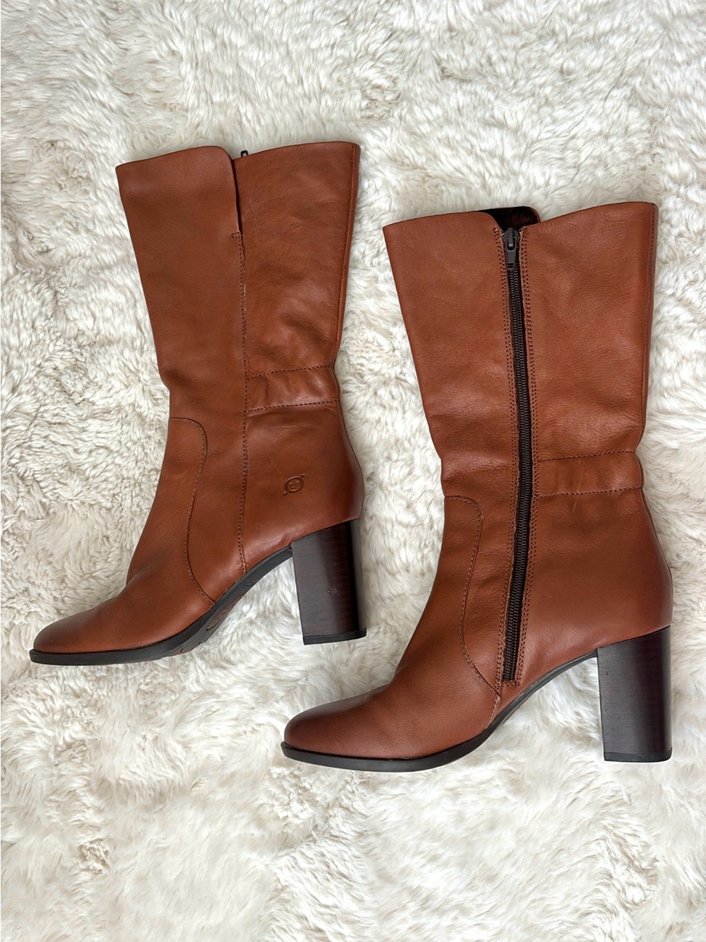 New Born leather boots Heeled